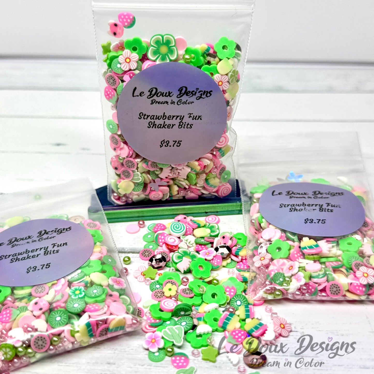 Strawberry Fun Shaker Bits