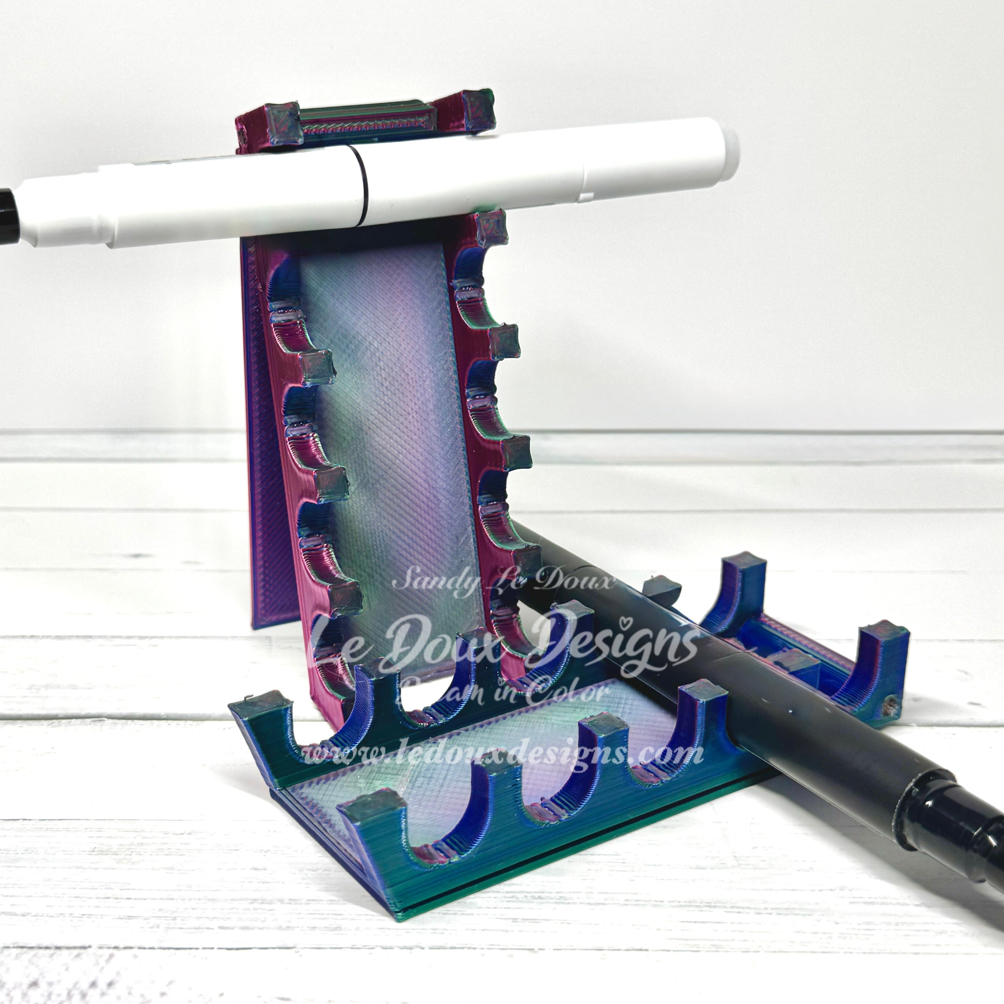 Upright Marker Stand - Multicolored – Le Doux Designs